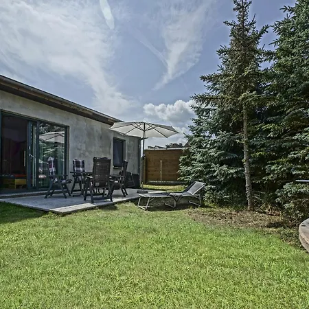 In Mit Eigenem Garten * Mönkebude