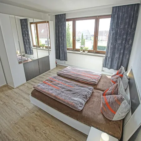 In Mit Eigenem Garten Σπίτι διακοπών Mönkebude