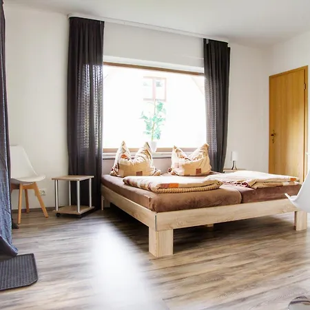 In Mit Eigenem Garten Σπίτι διακοπών *