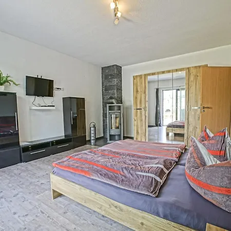 Σπίτι διακοπών In Mit Eigenem Garten *