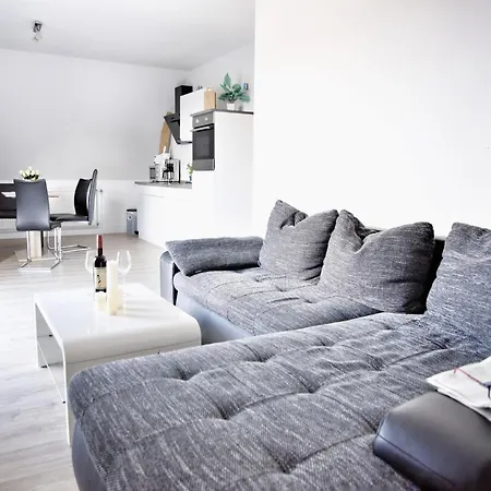 In Mit Eigenem Garten Σπίτι διακοπών *