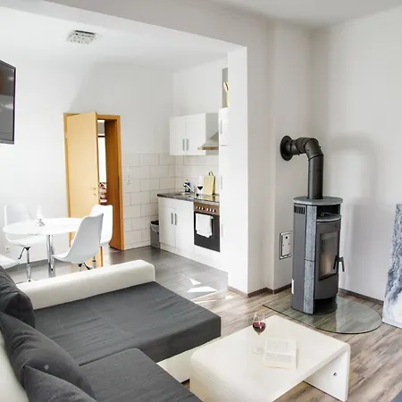 In Mit Eigenem Garten Σπίτι διακοπών *