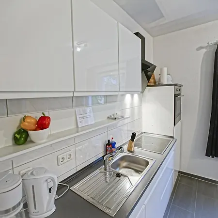 In Mit Eigenem Garten